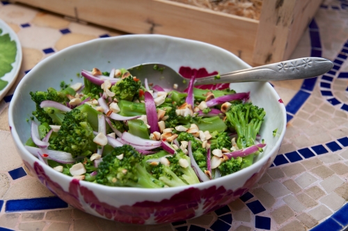 Salade de brocoli à la thaï