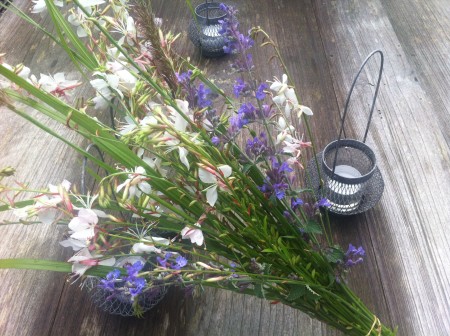 bouquet champêtre,gauras,nepetas,pennisetum alopecuroide moudry